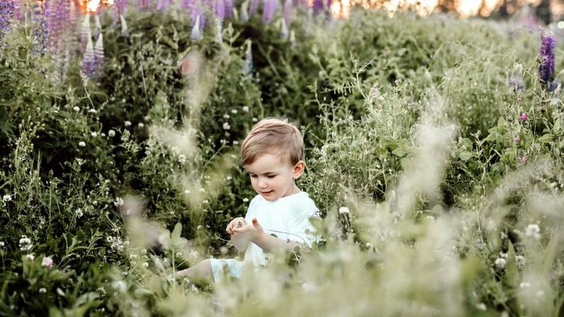 10 Meaningful Things to Put in Your Child's Easter Basket