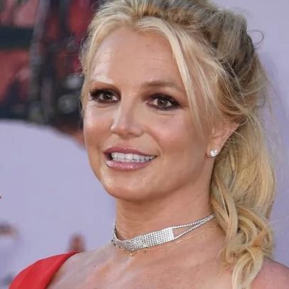 Britney Spears é levada ao hospital após prisão e desativa redes sociais