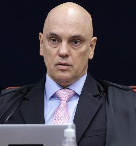 A operação foi autorizada pelo ministro do STF Alexandre de Moraes.