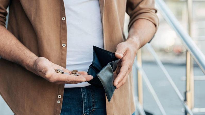 Dízimo, fé e finanças: impactos na vida familiar