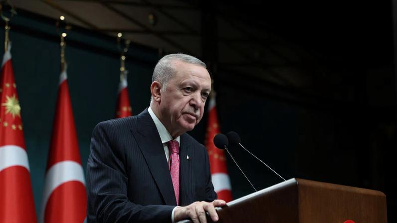 Erdogan diz que guerra no Irã deve parar antes que toda a região seja arrastada