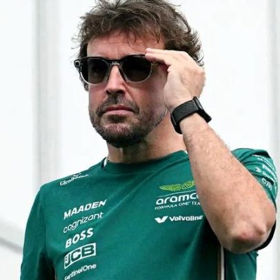 Aston Martin abandona o GP da Austrália de F1 por problemas no motor