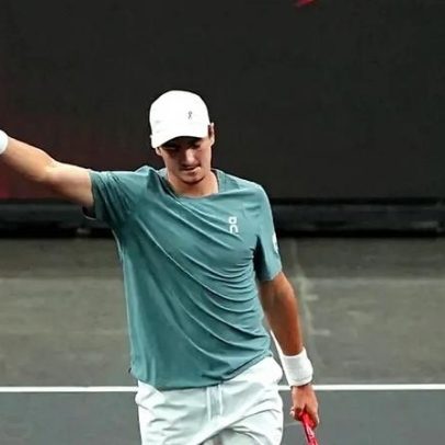 João Fonseca vence o primeiro set e avança à segunda rodada em Indian Wells