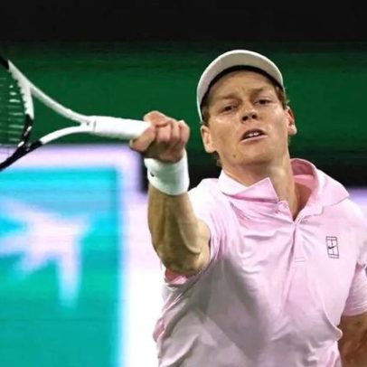 Sinner avança em Indian Wells e encara João Fonseca ou Tommy Paul