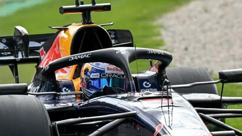 Max Verstappen, da Red Bull, durante o GP da Austrália de F1 (Foto: Paul Crock/ AFP)