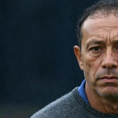Tiger Woods é preso por dirigir sob influência de substâncias