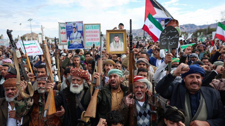 Israel intercepta míssil do Iêmen e Houthis reivindicam primeiro ataque na guerra