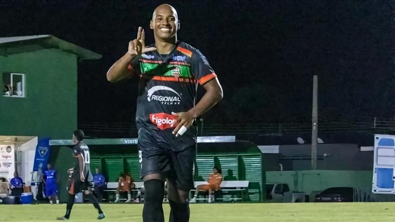 Artilheiro do Brasil disputa vaga na final estadual; Lance! transmite