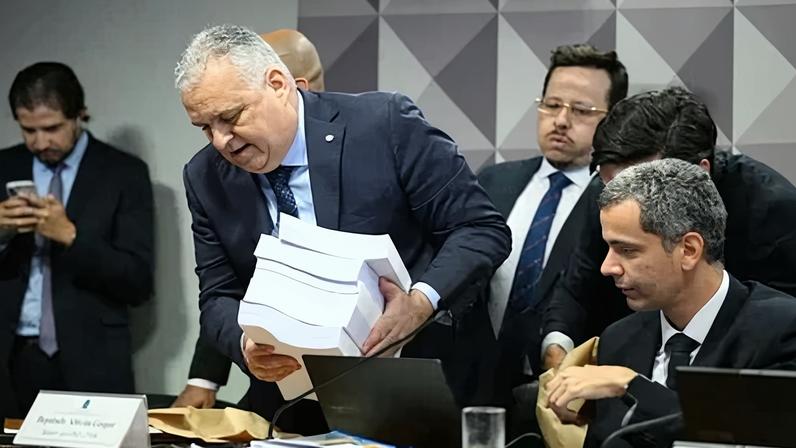 O relator da CPMI, deputado Alfredo Gaspar (PL-AL)