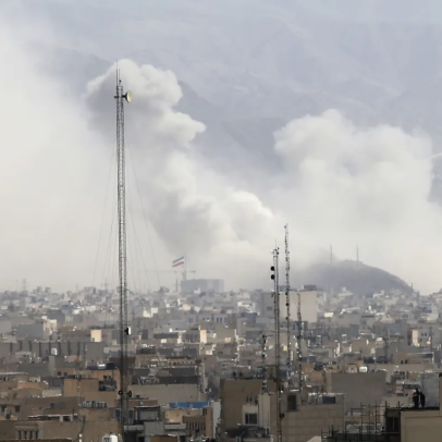 Israel avança por terra no Líbano