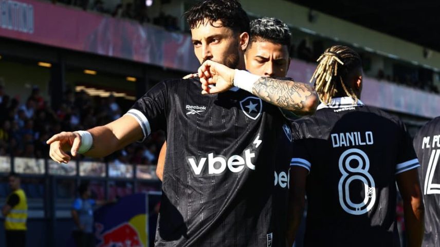 Botafogo briga por recuperação na temporada (Foto: Luis Moura / WPP / GazetaPress)