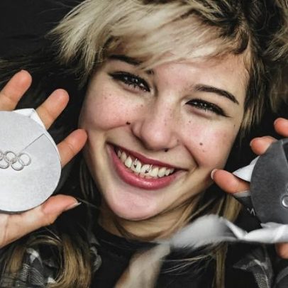 Alysa Liu diz que só subiu após atingir o fundo