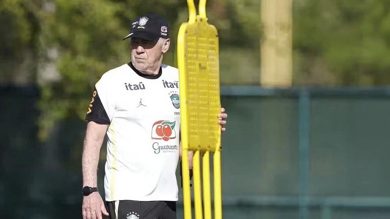 Vini Jr. treina; Ancelotti testa estratégia antes de jogo contra a Croácia