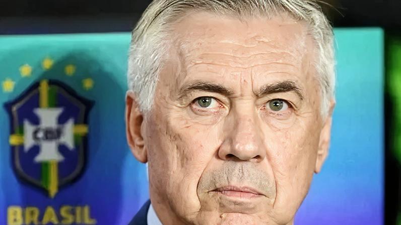 Carlo Ancelotti, técnico da Seleção Brasileira, durante partida em 2025