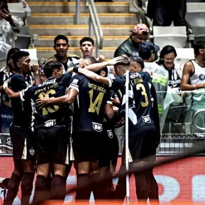 Atlético-MG vence o Internacional e conquista primeira vitória no Brasileirão