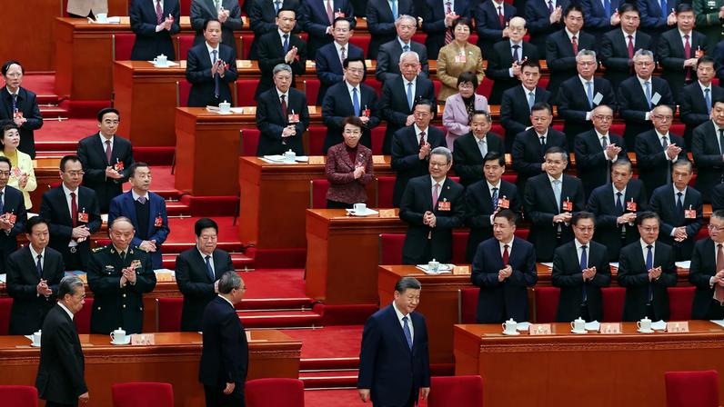 Dois dirigentes seniores do PC ausentes em importante evento político chinês