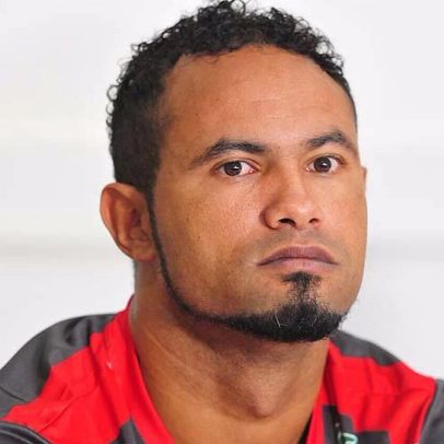 Goleiro Bruno completa 15 dias foragido; prisão permanece após recurso negado