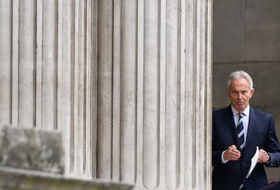 Tony Blair apoia Trump e critica premiê britânico por não ajudar ataque à Irã