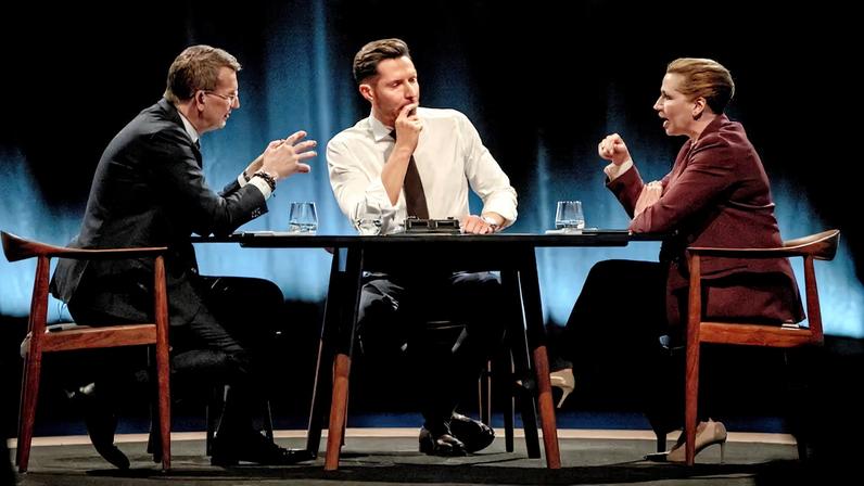 Debate between Mette Frederiksen and Troels Lund Poulsen on DR