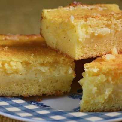 Bolo de fubá com 4 receitas rápidas para o lanche da tarde