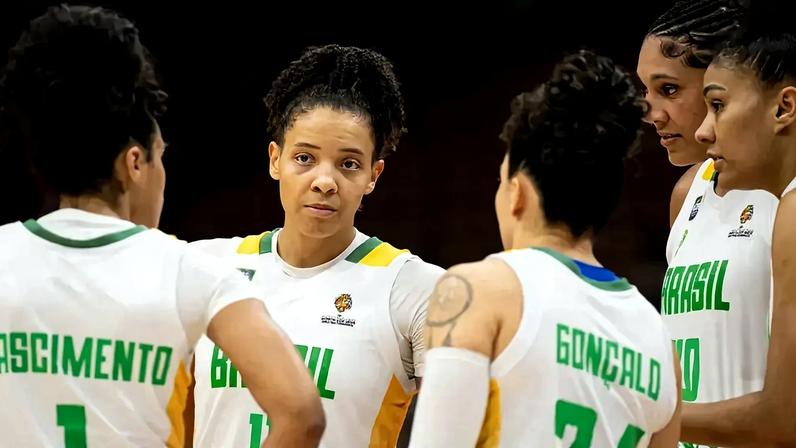 Brasil contra a República Tcheca no Pré Mundial (Foto: Fiba)