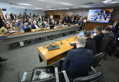 Relator da CPMI apresenta relatório nesta sexta, após decisão do STF