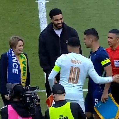 Astro da NBA participa da abertura entre Brasil e França