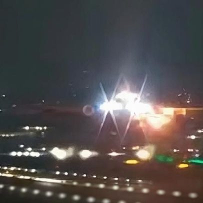 Turbina de avião explode durante decolagem no Aeroporto de Guarulhos