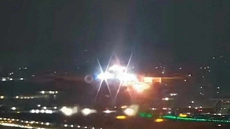 Um avião da Delta Air Lines apresentou falha na turbina durante a decolagem no Aeroporto Internacional de São Paulo/Guarulhos, na noite de domingo (29).