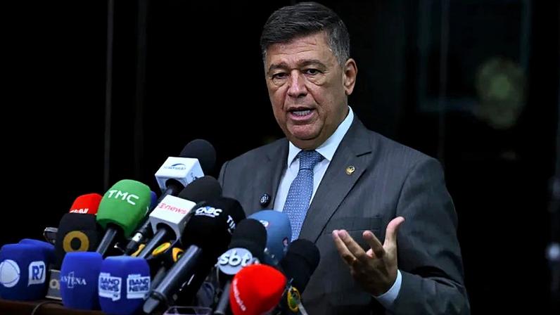 "Vamos oficiar o ministro Edson Fachin, que é o presidente do Supremo", disse o senador Carlos Viana, presidente da CPMI do INSS