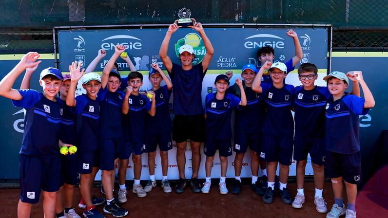 Chabalgoity vence Brasil Juniors Cup e conquista o título