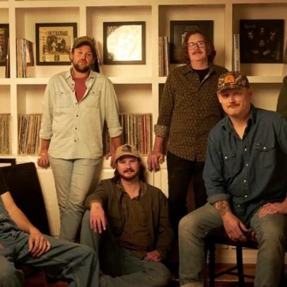 Clay Street Unit conquista fãs ao vivo e lança álbum de estreia