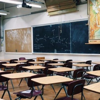 UFES abre inscrições para professor até sexta (27) com salário até R$8.058,29