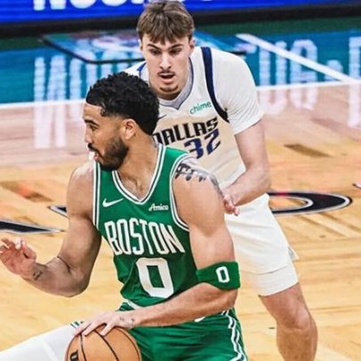 Jayson Tatum retorna após quase um ano e Celtics derrotam Mavericks
