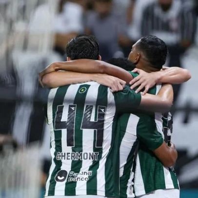 Coritiba vence o Corinthians na bola aérea no Brasileirão