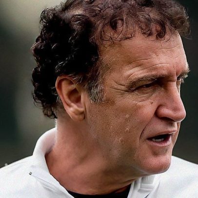 Análise aponta que extracampo de Cuca pesa no Corinthians