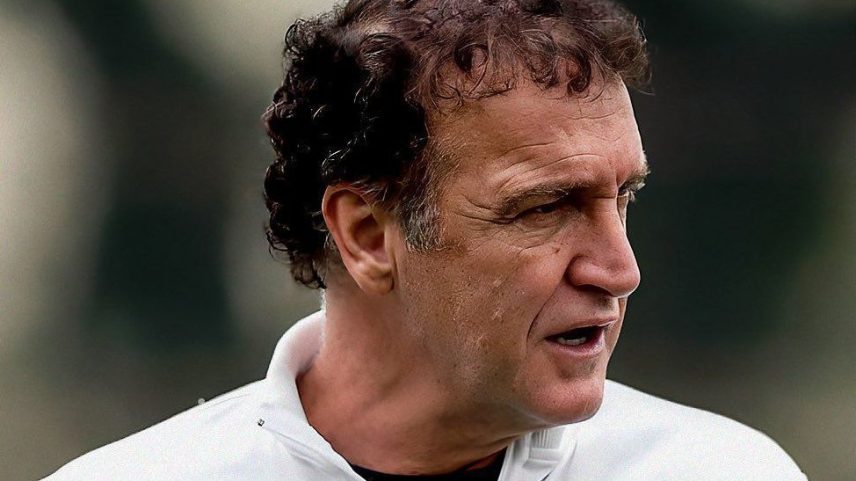 Análise aponta que extracampo de Cuca pesa no Corinthians