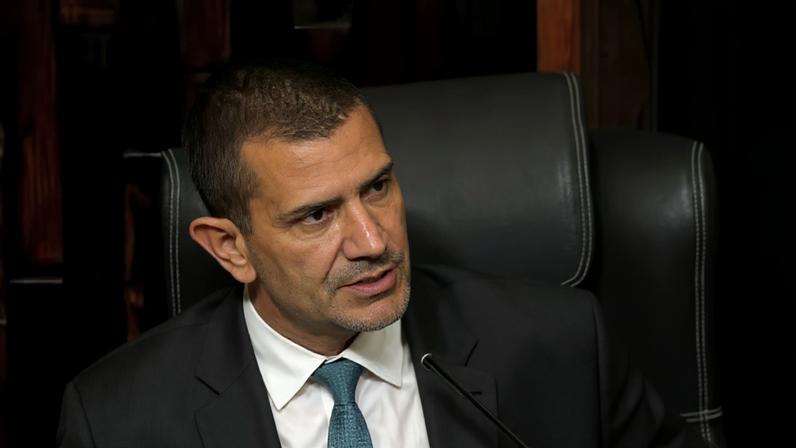 Douglas Ruas pode assumir o cargo de governador do RJ