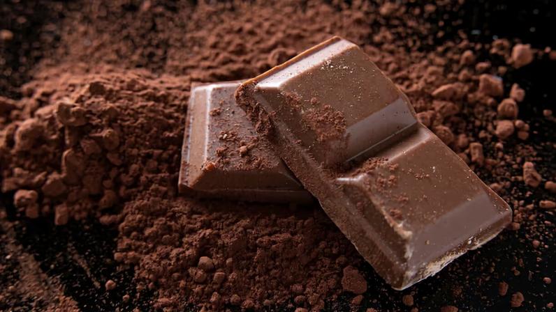 Chocolate amargo pode ser um aliado contra pressão alta e trombose