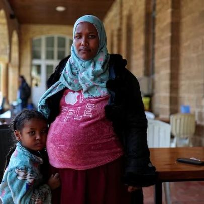 Refugiados no Líbano encontram abrigo em igreja de Beirute durante ataques
