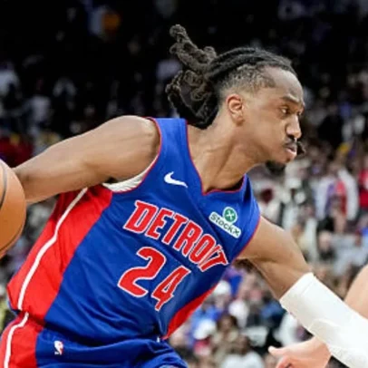 Desconhecido Daniss Jenkins vira protagonista no Pistons
