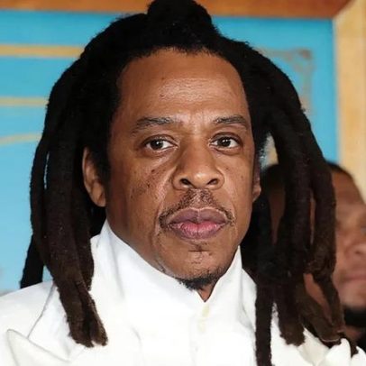 Jay-Z critica ideia de que chamar bilionários de maus é desculpa esfarrapada
