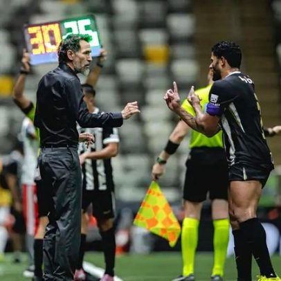 Domínguez ressalta importância de Hulk para o Atlético-MG