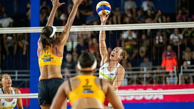 Duda e Ana Patrícia no Elite 16 de João Pessoa 2026 (Foto: Volleyball World)
