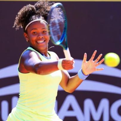 Victoria Barros convocada para a BJK Cup em abril