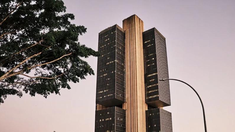 Vinci Compass vê BC manter ciclo de cortes, apesar da guerra