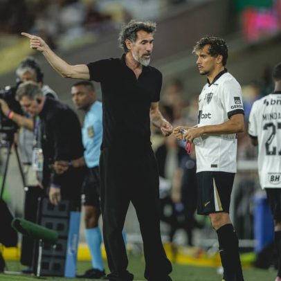 Domínguez completa um mês no Atlético-MG buscando equilíbrio e contundência