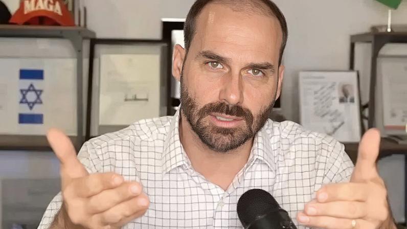 Ex-deputado disse que é cedo para considerar ser o chanceler em caso de vitória do irmão Flávio