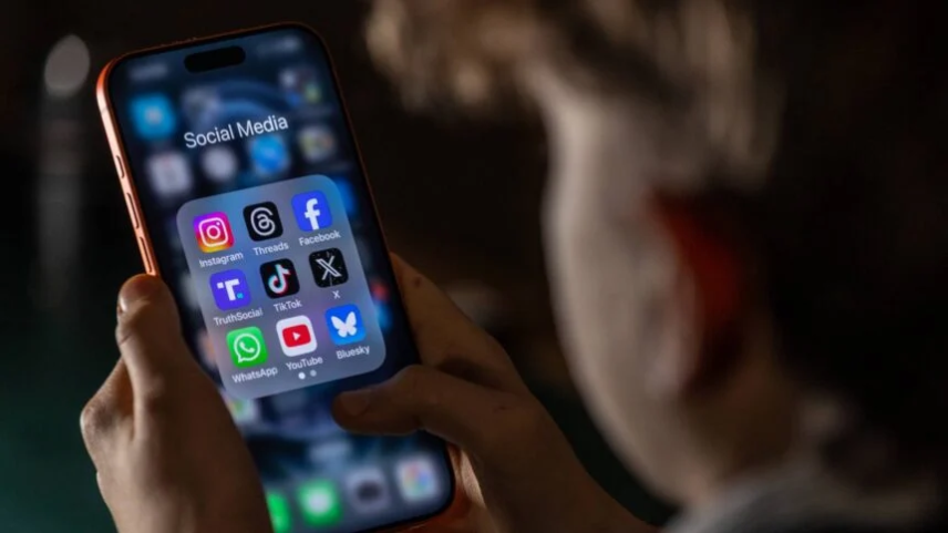 CPF e reconhecimento facial: o que muda para os pais após a entrada em vigor da Lei Felca