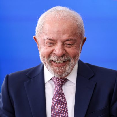 Lula diz durante inauguração em SP que não permitirá volta de fascistas ao poder